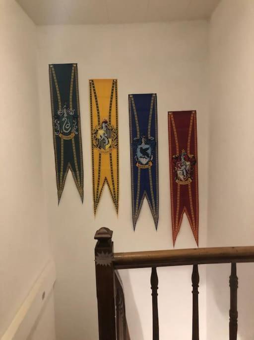 Maison Harry Potter Pour 6 Personnes En Centre Ville مونْتوبا المظهر الخارجي الصورة