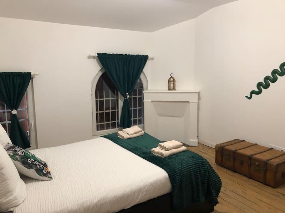Maison Harry Potter Pour 6 Personnes En Centre Ville مونْتوبا المظهر الخارجي الصورة